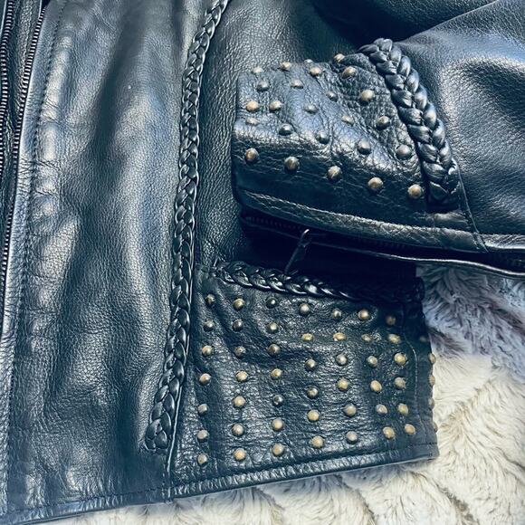 VINTAGE UNIK 100% Genuine Leather Motorcycle Heavy Jacket with Studded Detail - Picture 6 of 10